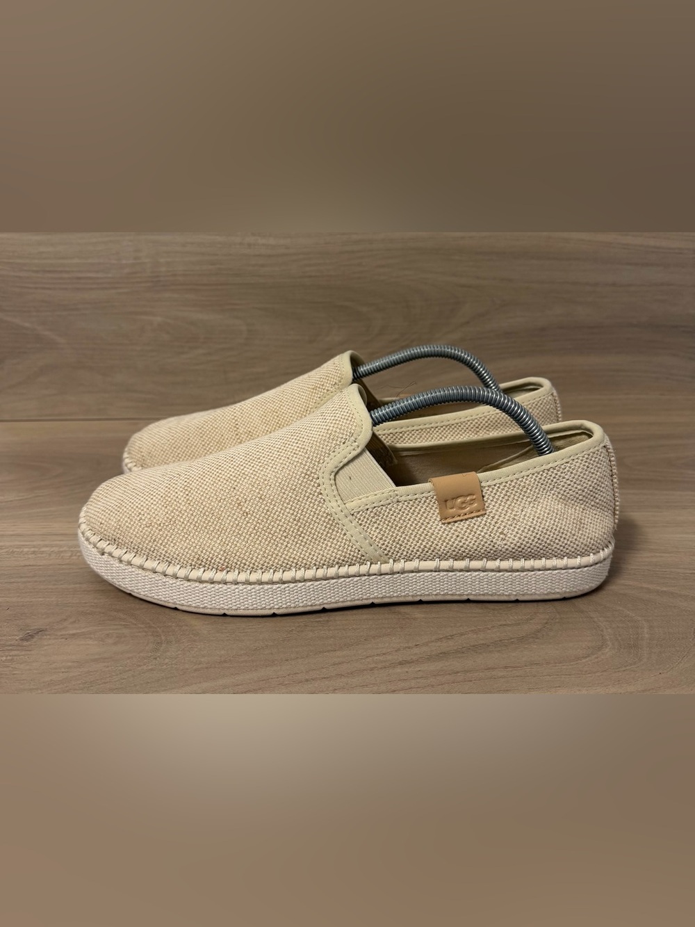 UGG Slip-On Size Luciah Sneakers Shoes Lightweight Mesh Natural Size 9